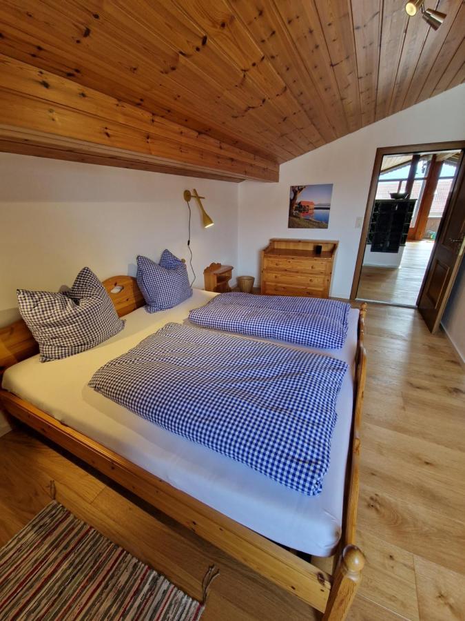 ÜberseeChalet Chiemgau 90 Qm 3 Zimmer Balkonアパートメント エクステリア 写真